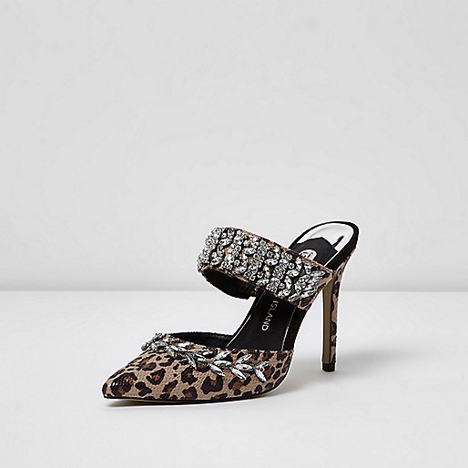 Size 9+ shoes