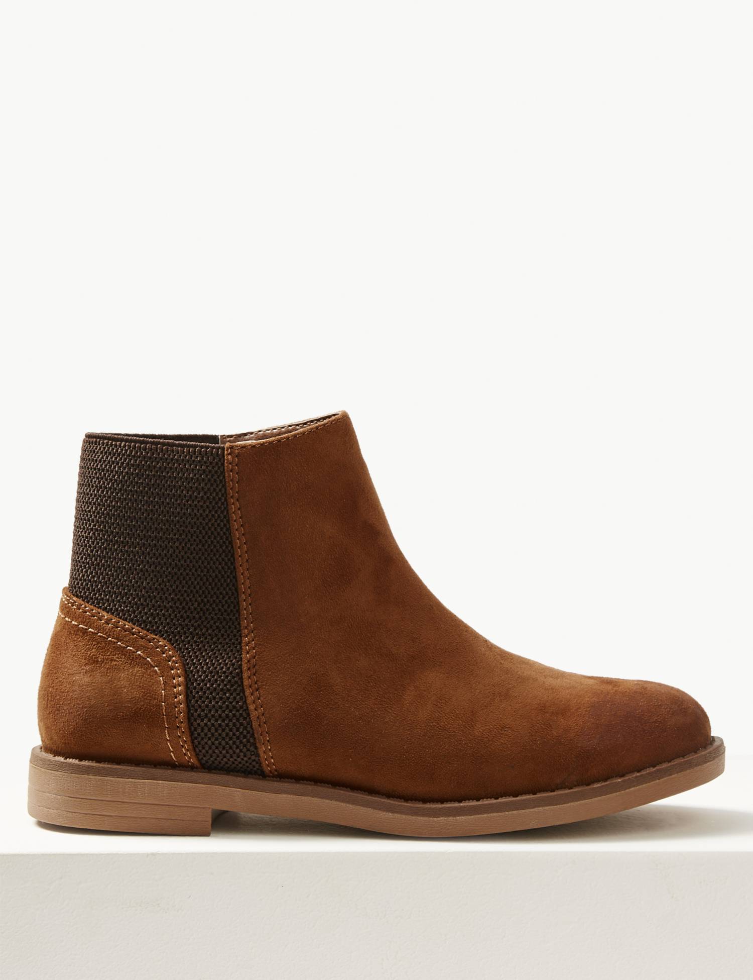 8 Extra Wide Fit Boots Perfect for Autumn!