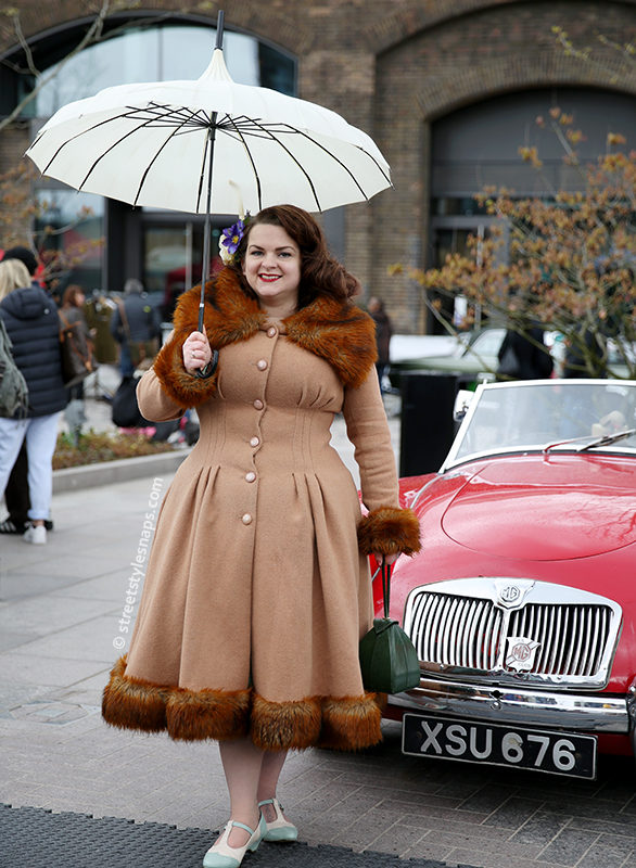 Rocking True Vintage Accessories Series: Bags